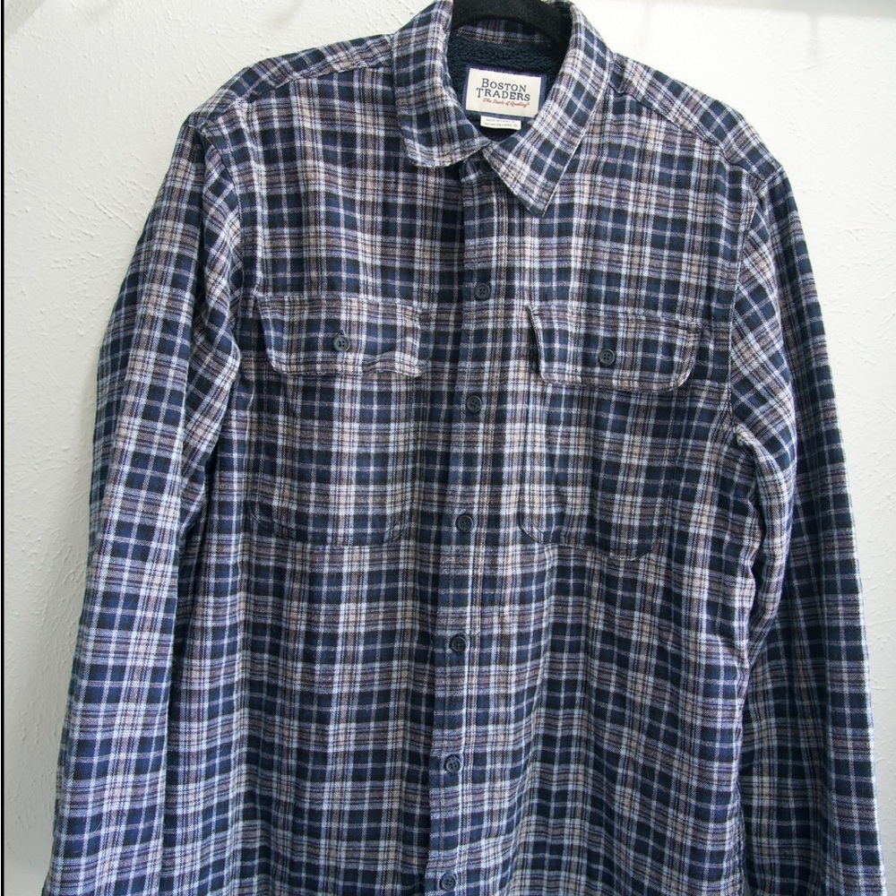 Boston Traders Blue and White Casual Button Down Shirt
